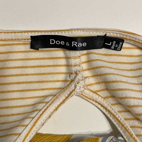 Doe & Rae Cut Out Tank Womens Large Mustard Striped Tropical Floral Mixed Print - Picture 4 of 6
